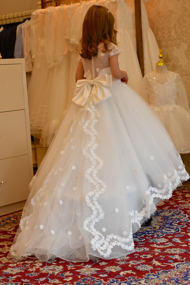 Luxury Flower Girl Dresses and Junior Bridesmaid Dresses at Quinn Harper London.5