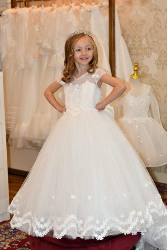Luxury Flower Girl Dresses and Junior Bridesmaid Dresses at Quinn Harper London.6