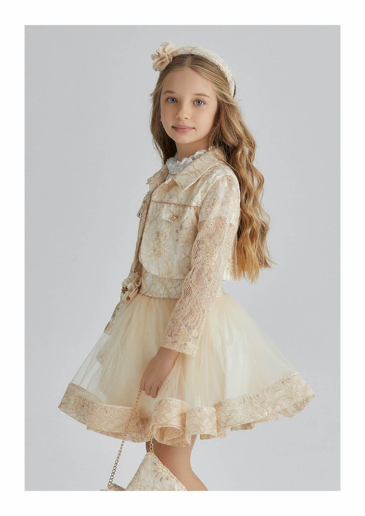 Luxury Flower Girl Dresses and Girls Party Dresses at Quinn Harper London.13