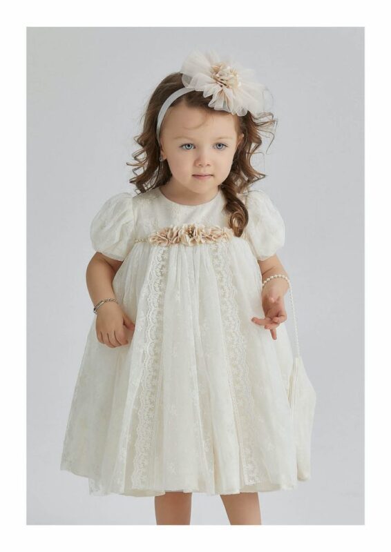 Luxury Flower Girl Dresses and Girls Party Dresses at Quinn Harper London.15