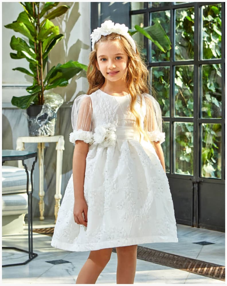 Luxury Flower Girl Dresses and Girls Party Dresses at Quinn Harper London.3