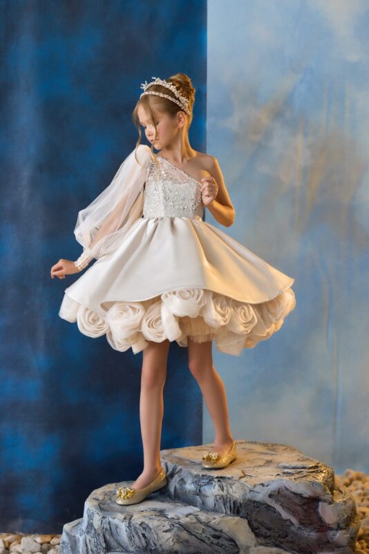 Luxury Flower Girl Dresses, Girls Party Dresses, Holy Communion Dresses, Girls Occasion Dresses, Girls Prom Dresses, Girls Wedding Dresses, Recital Dresses.110.jpg