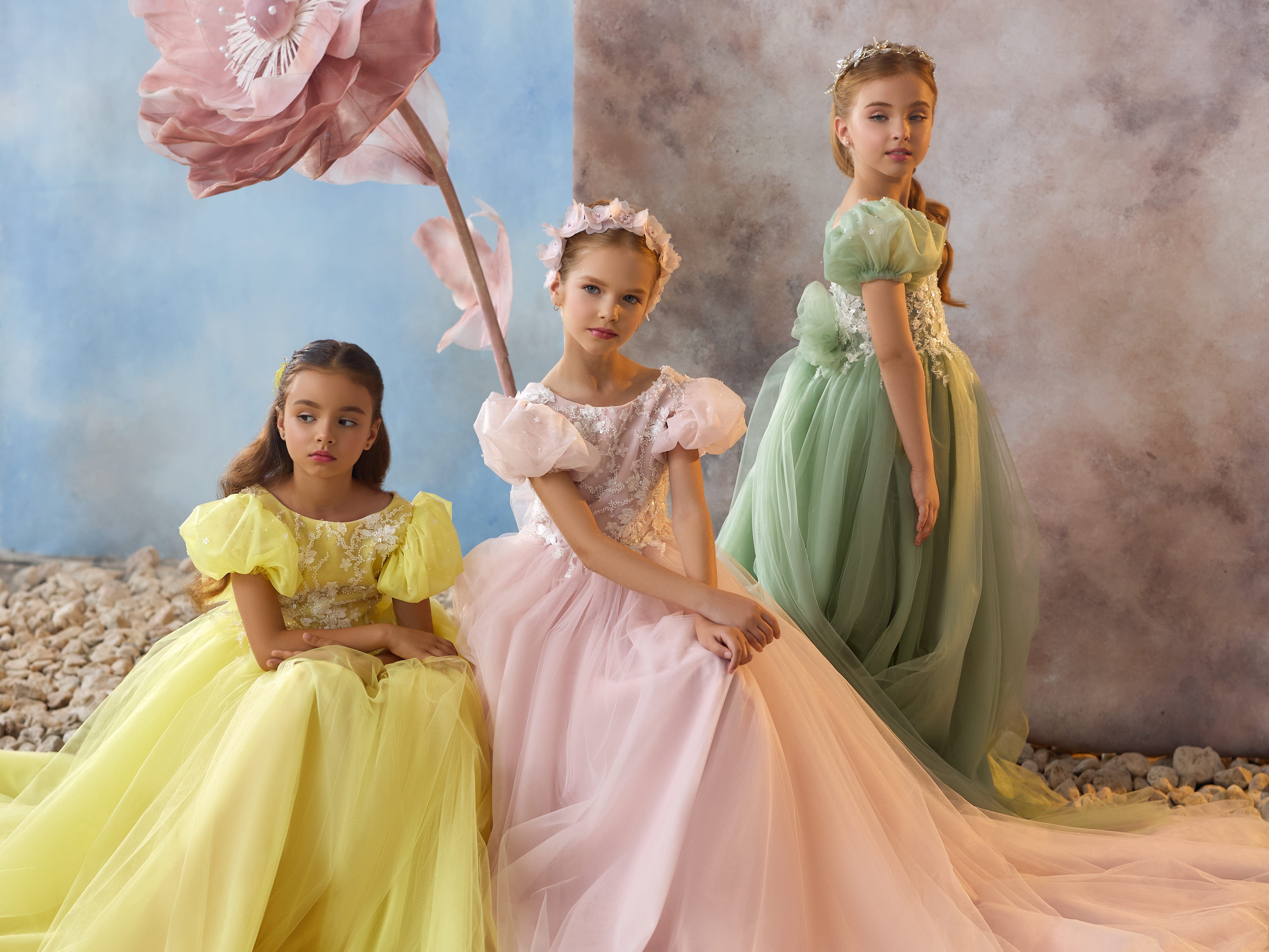 Luxury Flower Girl Dresses, Girls Party Dresses, Holy Communion Dresses, Girls Occasion Dresses, Girls Prom Dresses, Girls Wedding Dresses, Recital Dresses.192