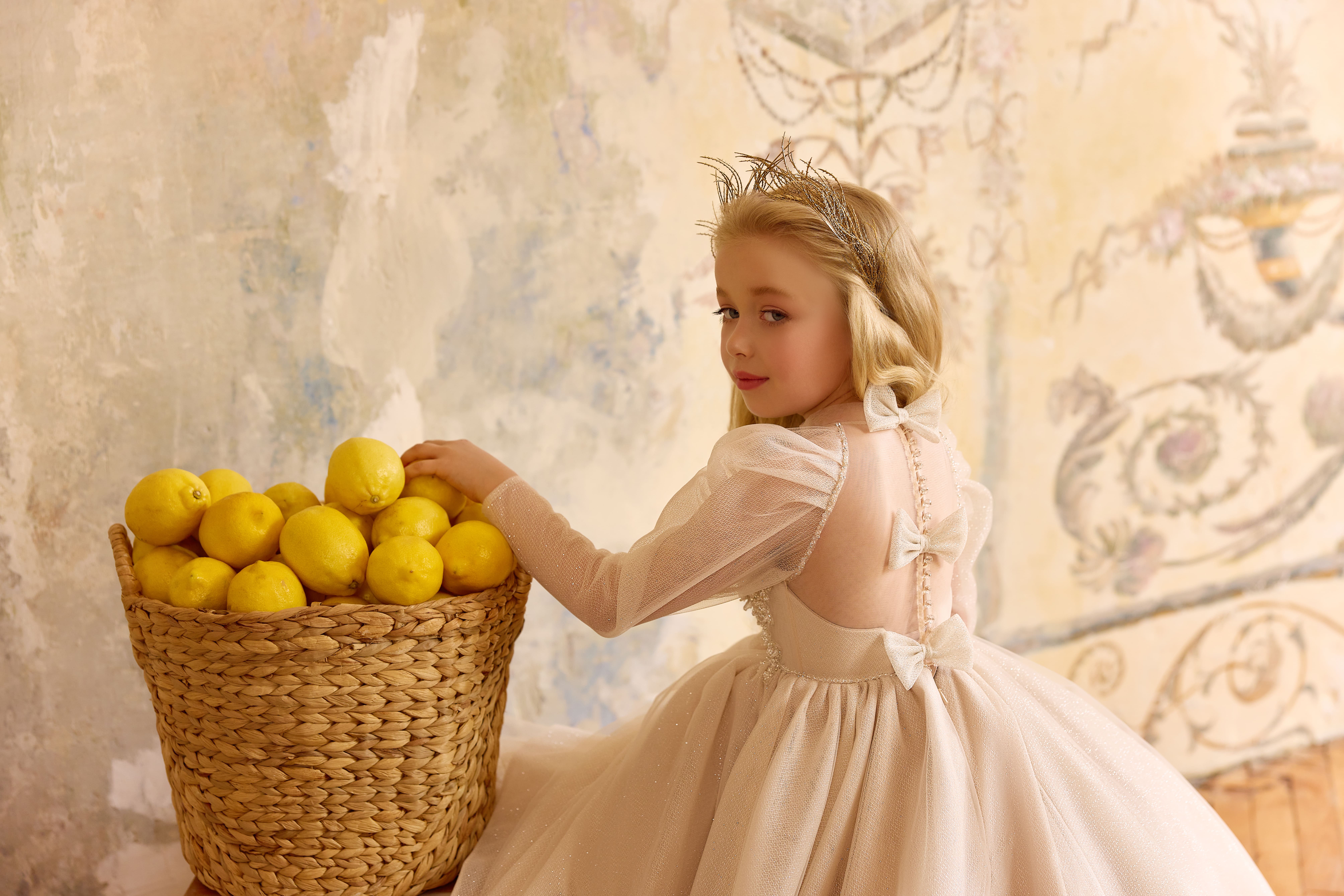 Girls Party Dresses, Flower Girl Dresses, Holy Communion Dresses, Girls Occasion Dresses, Girls Dresses For Weddings,Luxury Girls Dresses at Quinn Harper.191